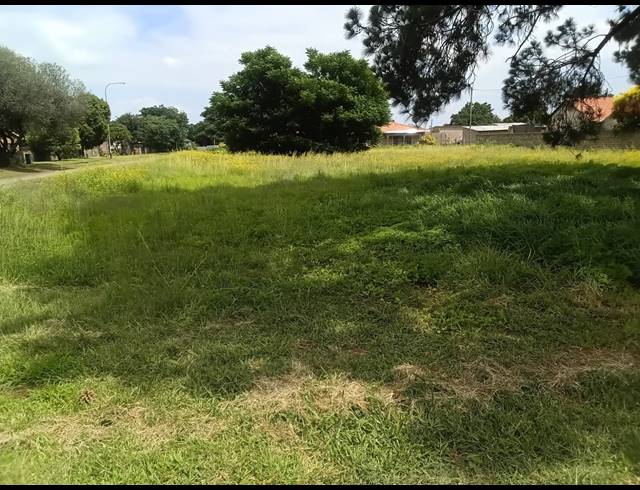1,126M² VACANT LAND FOR SALE IN KOOKRUS